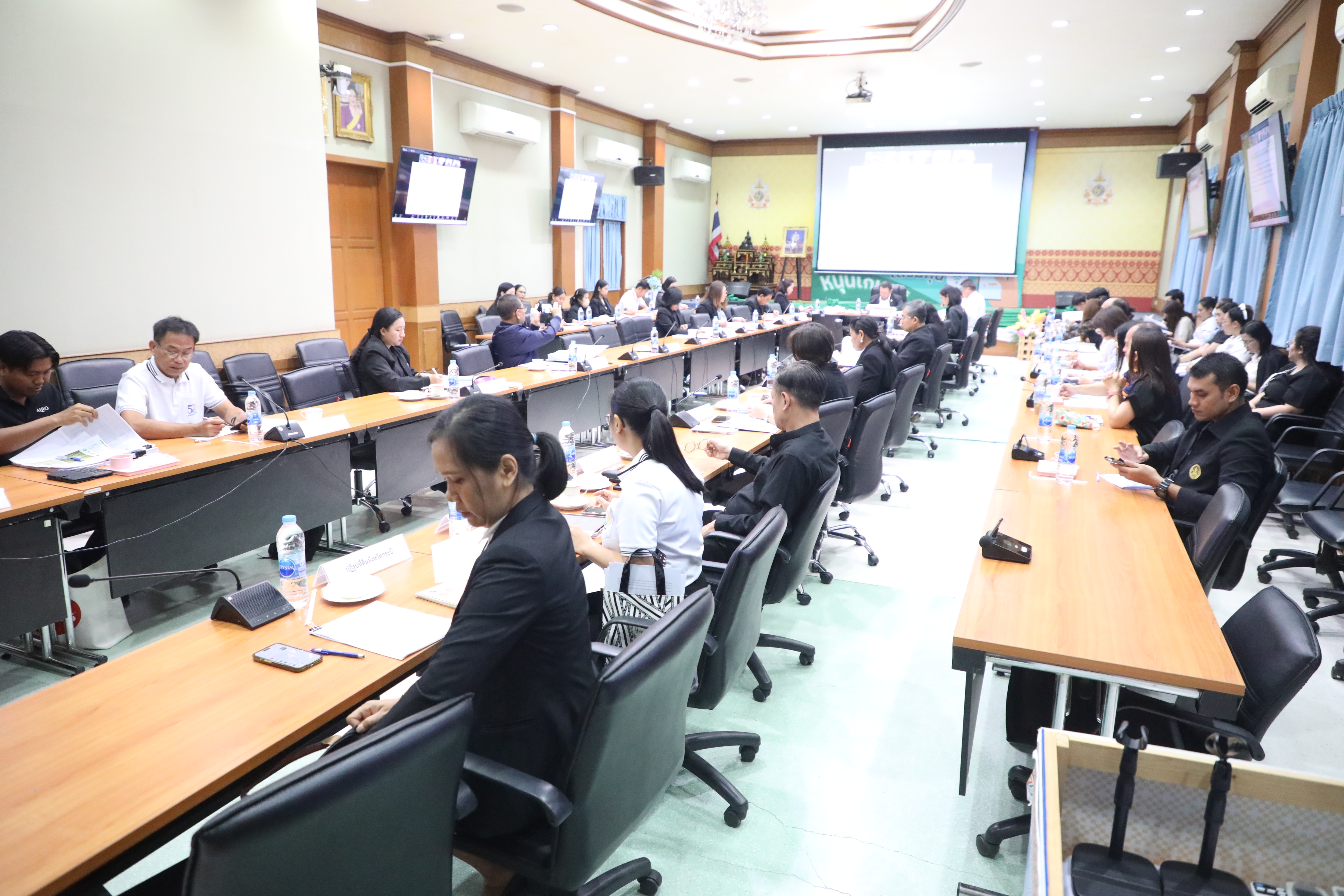 title - ส.ป.ก. ขับเคลื่อนกองทุนการปฏิรูปที่ดิน พิจารณาโครงการพัฒนาพื้นที่เพื่อเกษตรกรทั่วประเทศ